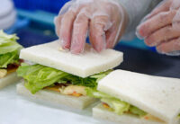 Oferta pracy w Holandii na produkcji kanapek i wrapów od zaraz w firmie cateringowej z Badhoevedorp