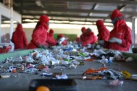 Fizyczna praca w Holandii od zaraz bez znajomości języka Eindhoven sortowanie odpadów budowlanych